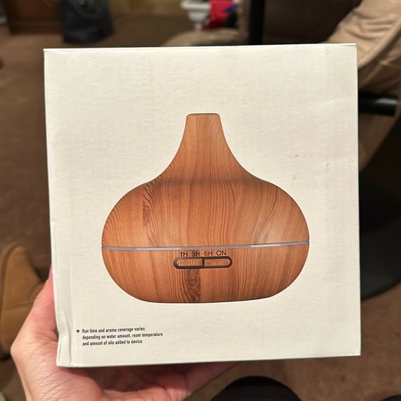 Oil Diffuser - Picture 2 of 2